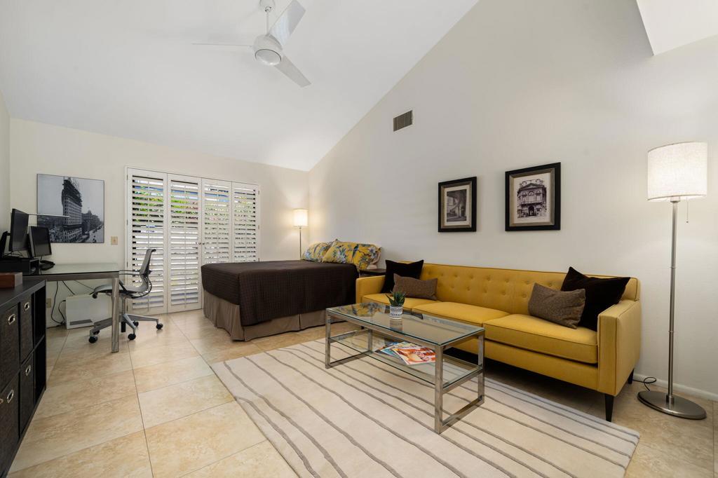 Presidential Estates - Residential Lease