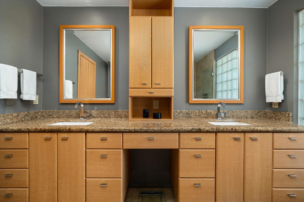Presidential Estates - Residential Lease