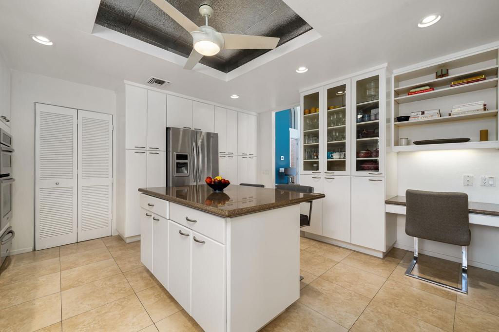Presidential Estates - Residential Lease