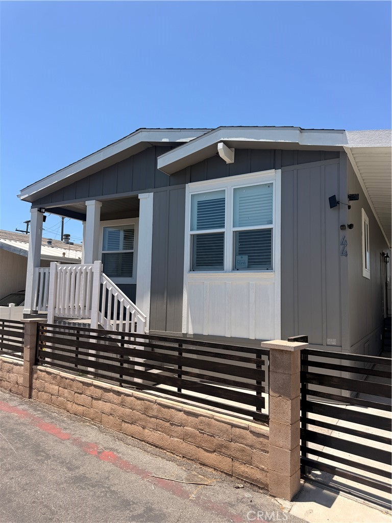 14081 Magnolia Street 44