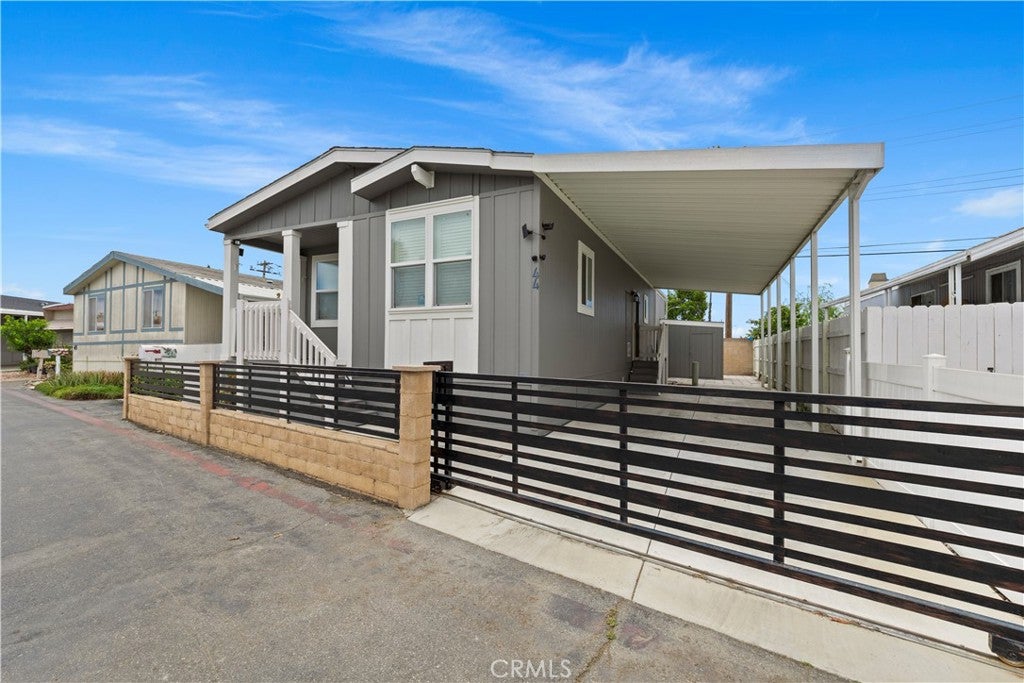 14081 Magnolia Street 44