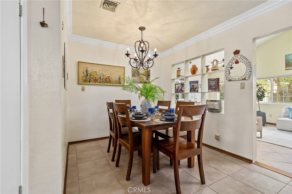 11942 Ricky Ave