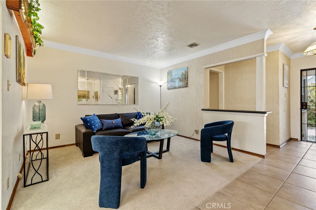11942 Ricky Ave