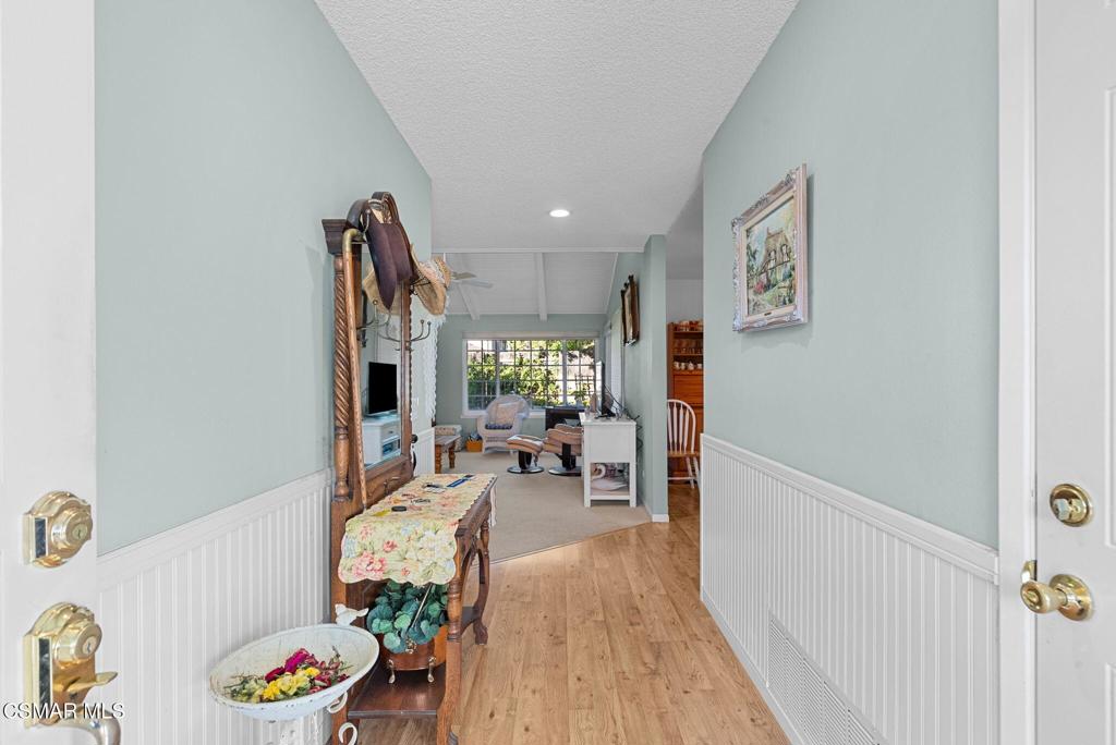 28949 Valley Heights Drive