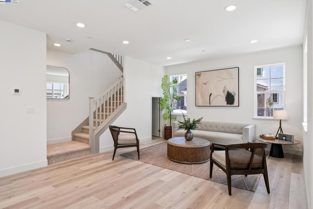 CENTRAL - Residential