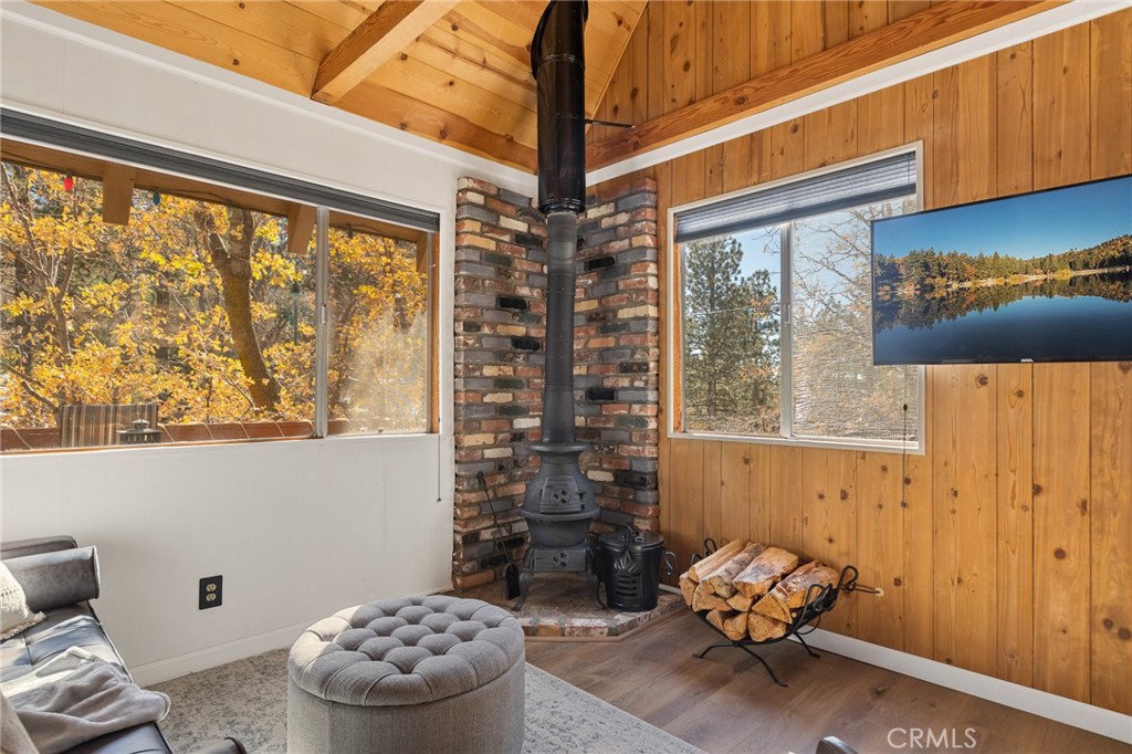 Green Valley Lake (GVLK) - Residential