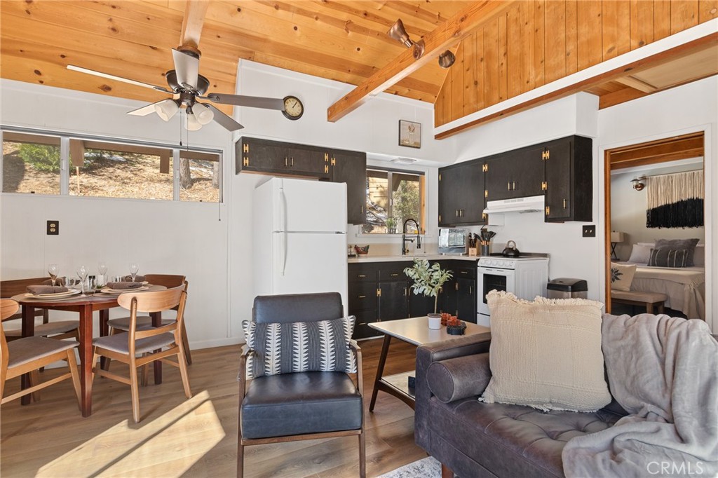 Green Valley Lake (GVLK) - Residential