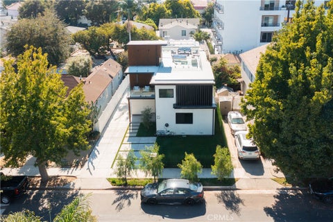 Photo of 26212623 S Bentley, Los Angeles, CA 90064 (MLS # OC26223734)