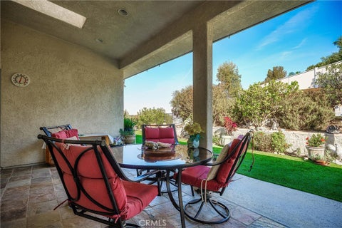 Tiny photo for 2017 Knollglen Court, Paso Robles, CA 93446 (MLS # NS26230926)