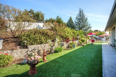 Tiny photo for 2017 Knollglen Court, Paso Robles, CA 93446 (MLS # NS26230926)