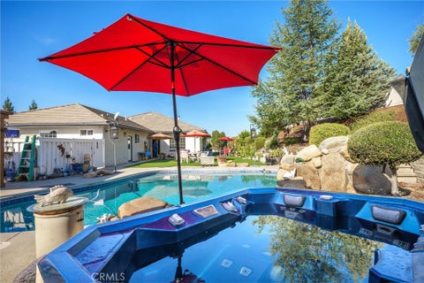 Tiny photo for 2017 Knollglen Court, Paso Robles, CA 93446 (MLS # NS26230926)