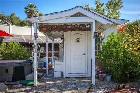 Tiny photo for 2017 Knollglen Court, Paso Robles, CA 93446 (MLS # NS26230926)