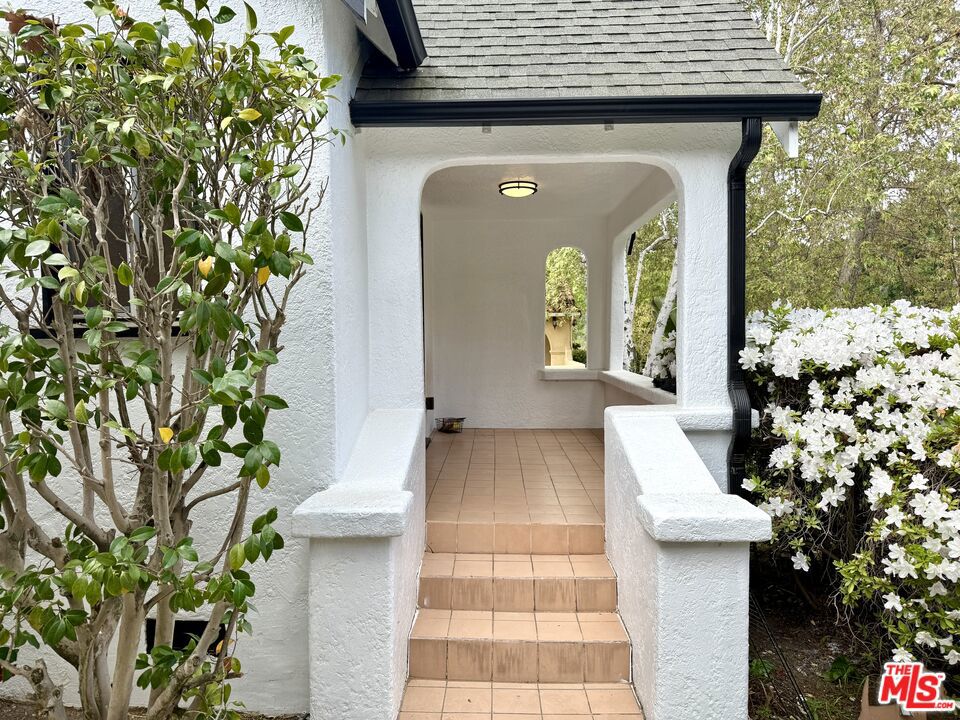 Properties 3 2428 Hollister Terrace