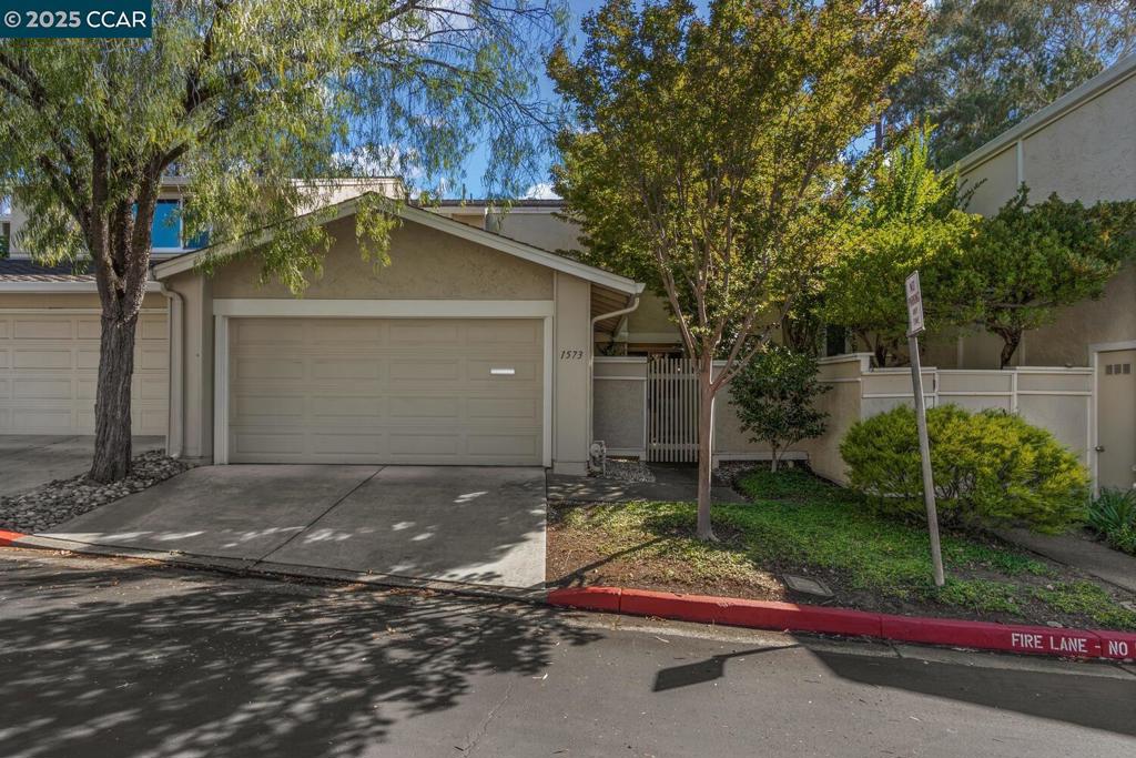 1573 Siskiyou Dr