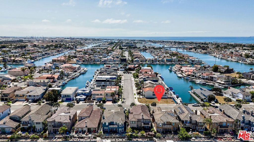 2001 Peninsula Drive