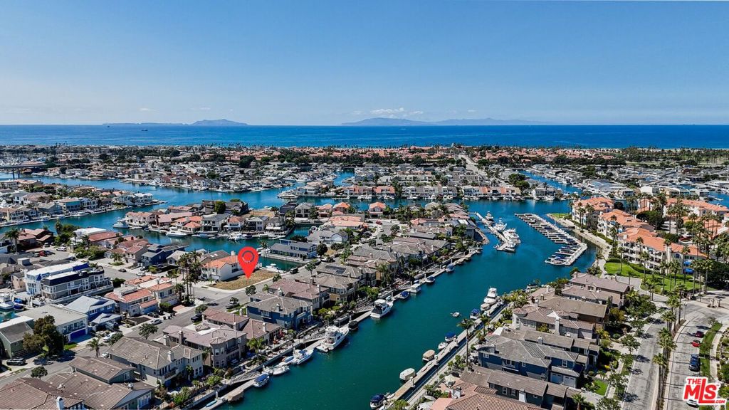 2001 Peninsula Drive