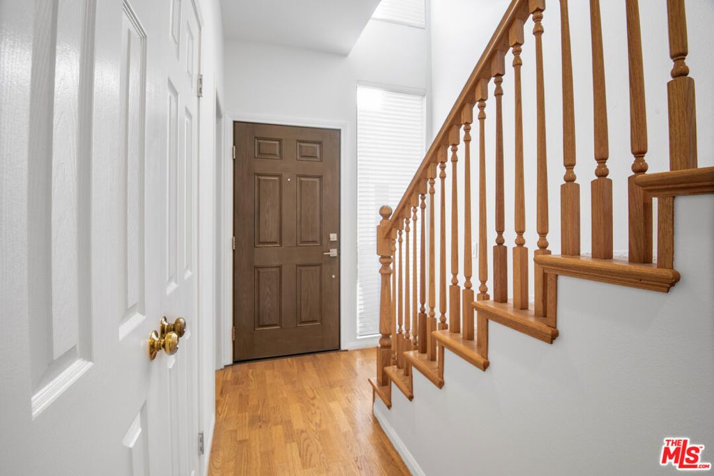 Photo of 916 15th Street #1, Santa Monica, CA 90403 (MLS # 26674131)