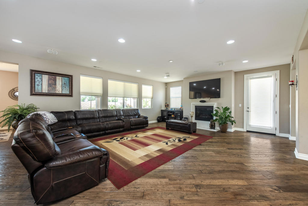 Unknown-999 - Residential