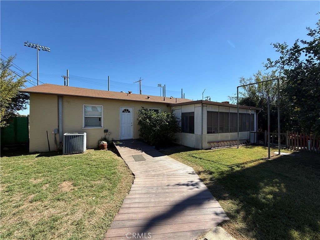 1783 S Park