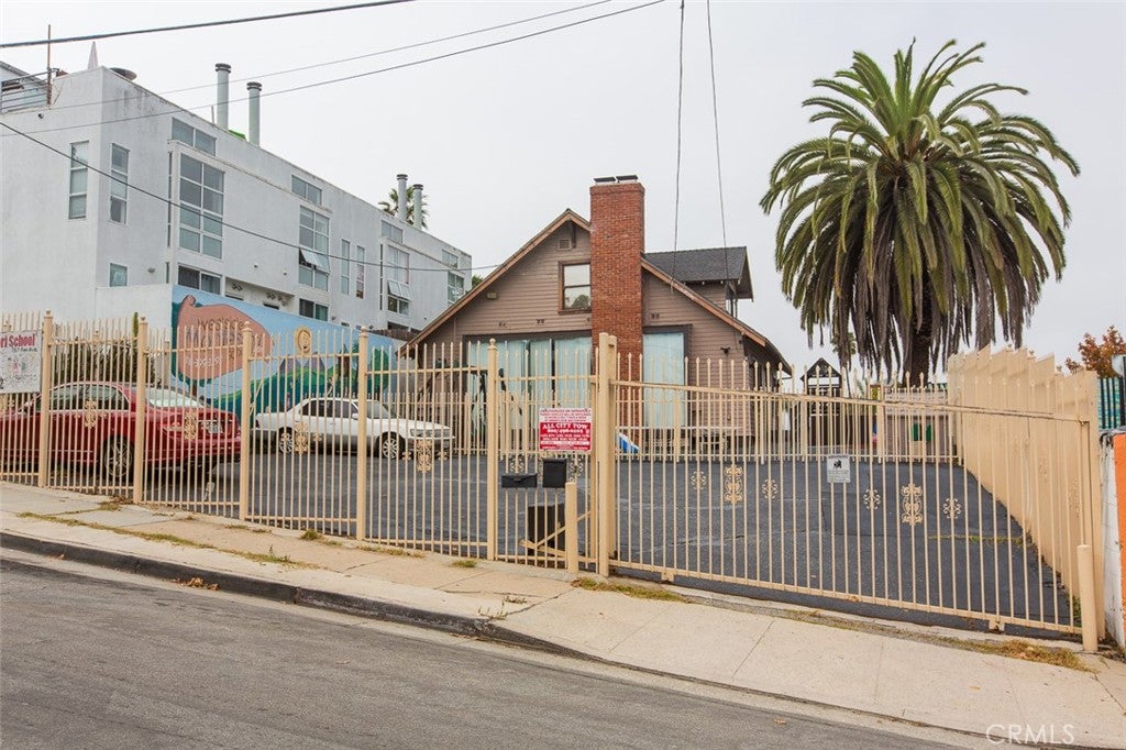 757 Pier Avenue