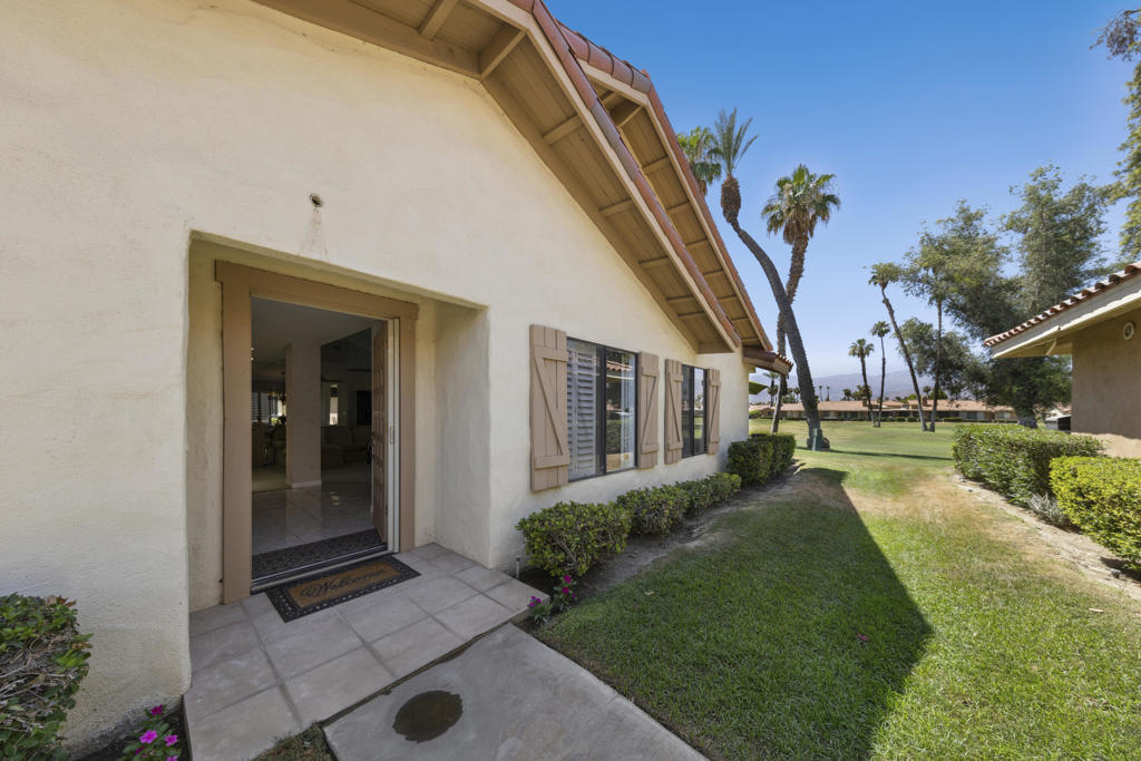 417 N Sierra Madre