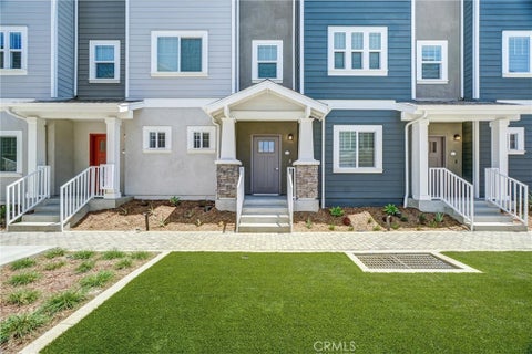 Photo of 202 E 14th Street #5, Long Beach, CA 90813 (MLS # PW26232795)