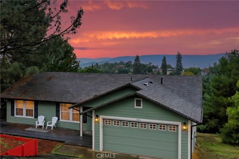 Photo of 16561 Hacienda Court, Hidden Valley Lake, CA 95467 (MLS # LC25260626)