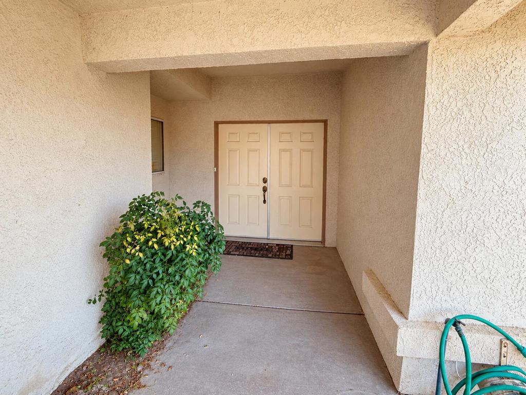 27160 Shadowcrest Lane
