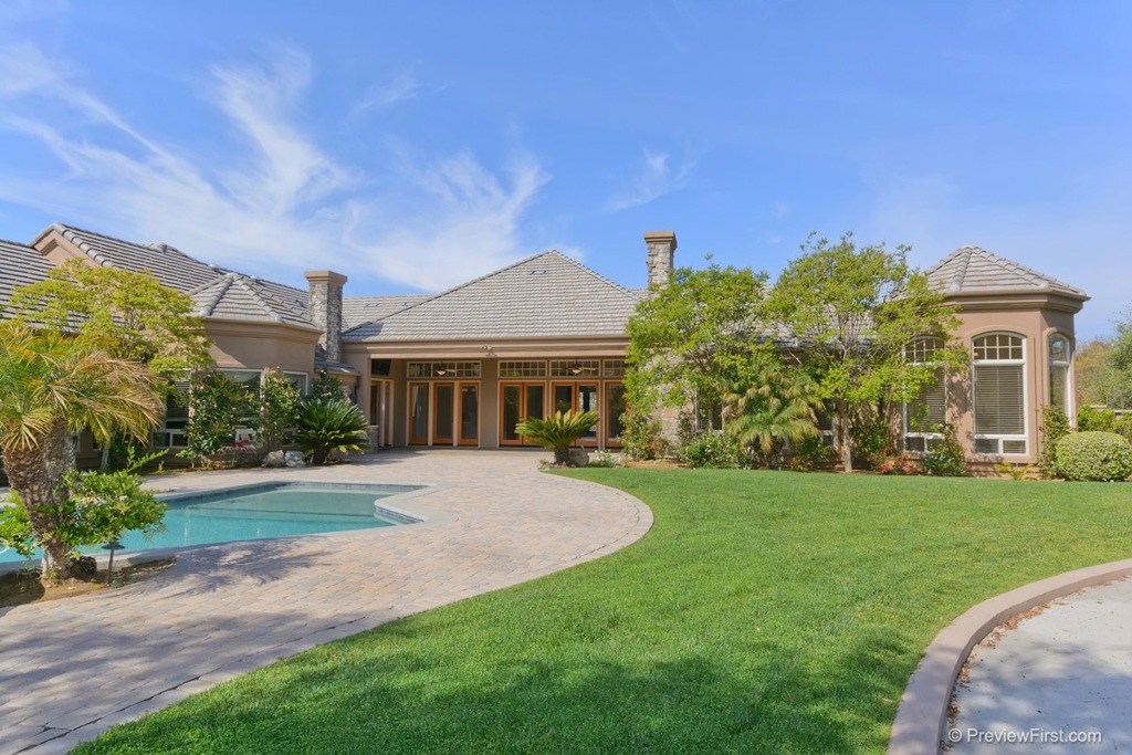 Old world charm combined with state of the art materials showcase the elegant single level custom home built by McCullough-Ames in Old Winery Estates. Interior touches include rich travertine flooring, new carpeting and paint along with custom lighting fixtures and wood beamed ceilings. See supplement Neighborhoods: Old Winery Equipment: Fire Sprinklers,Garage Door Opener,Pool/Spa/Equipment, Range/Oven, Vacuum/Central Other Fees: 0 Sewer: Sewer Connected Topography: LL