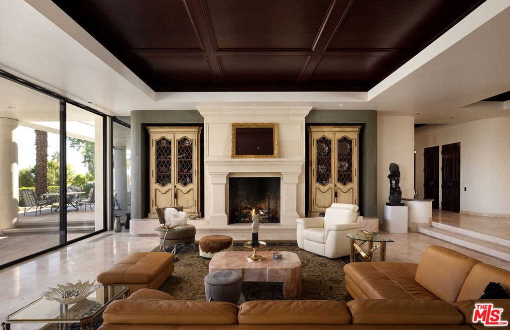 Thunderbird Heights - Residential