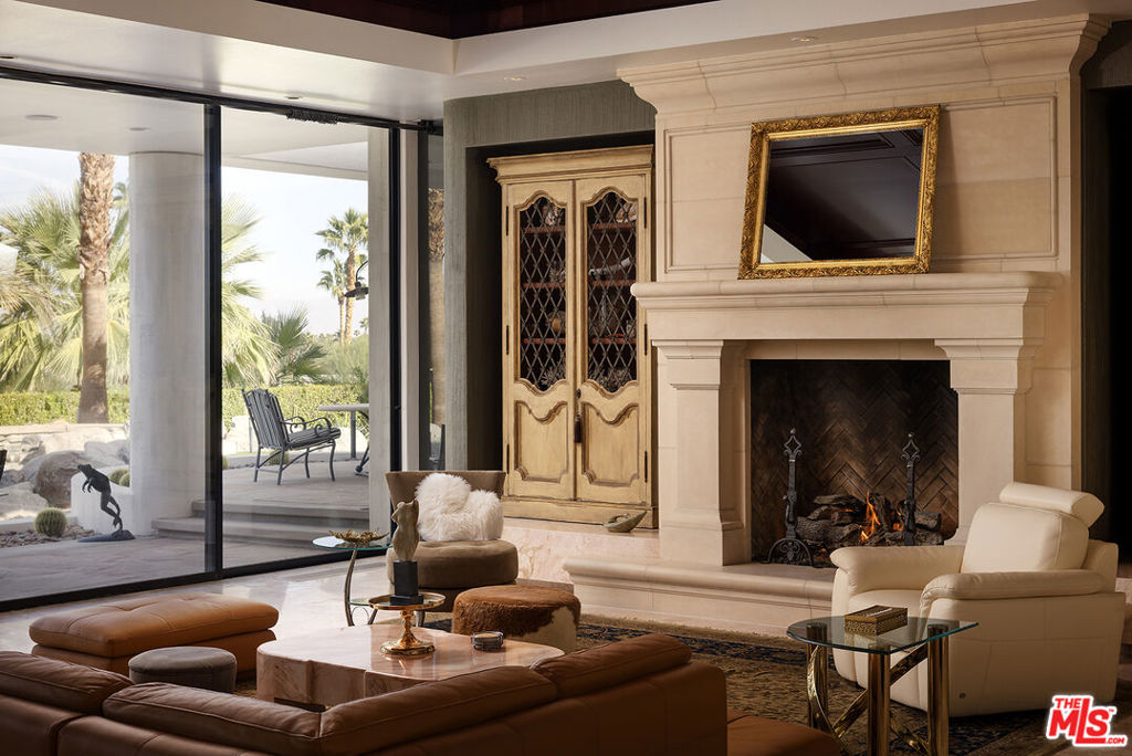 Thunderbird Heights - Residential