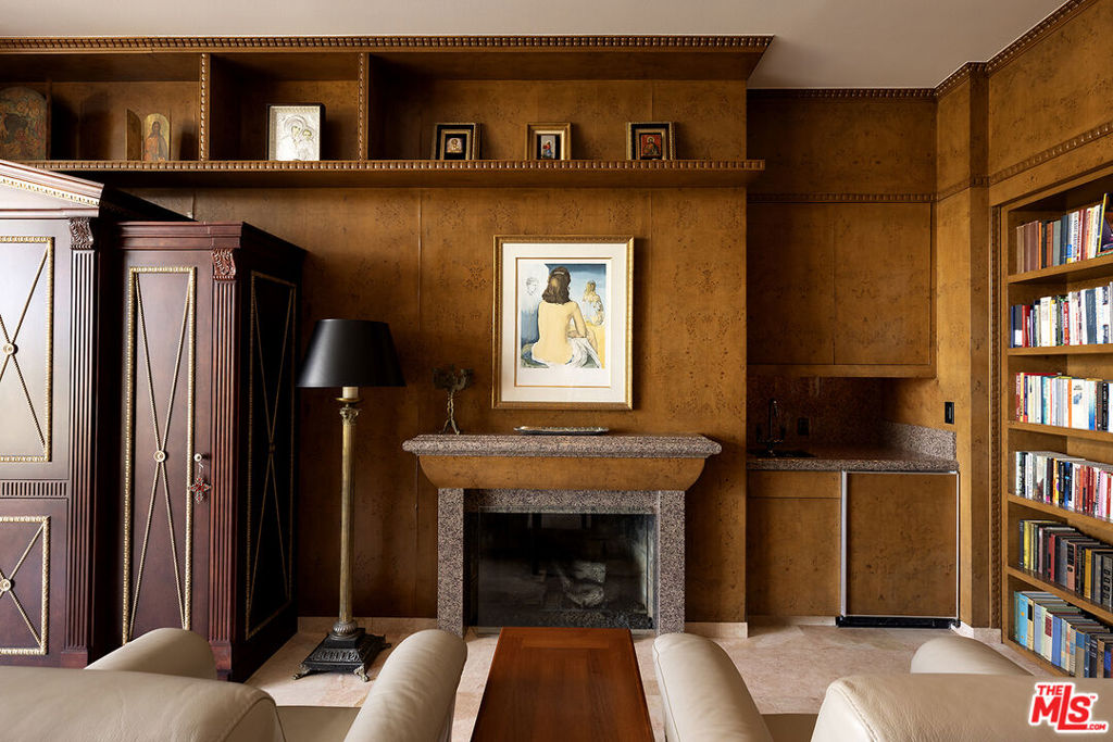 Thunderbird Heights - Residential