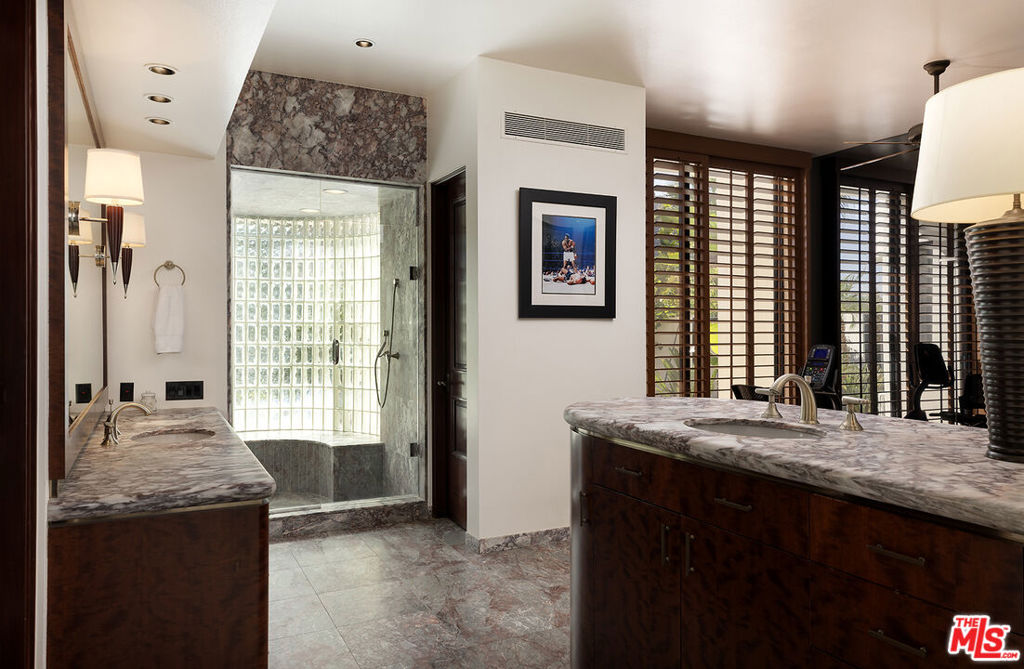 Thunderbird Heights - Residential