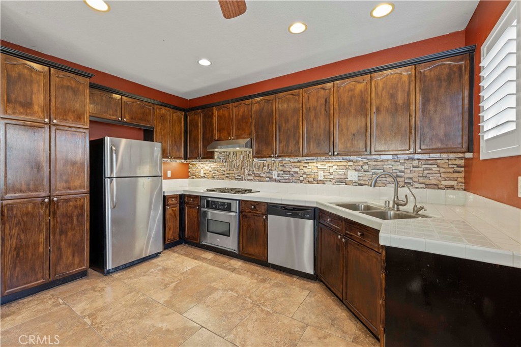 Park Lane (W) ATT (228) - Residential Lease