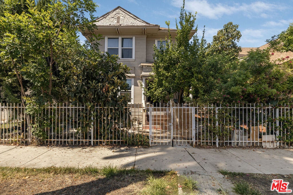 1715 Toberman Street