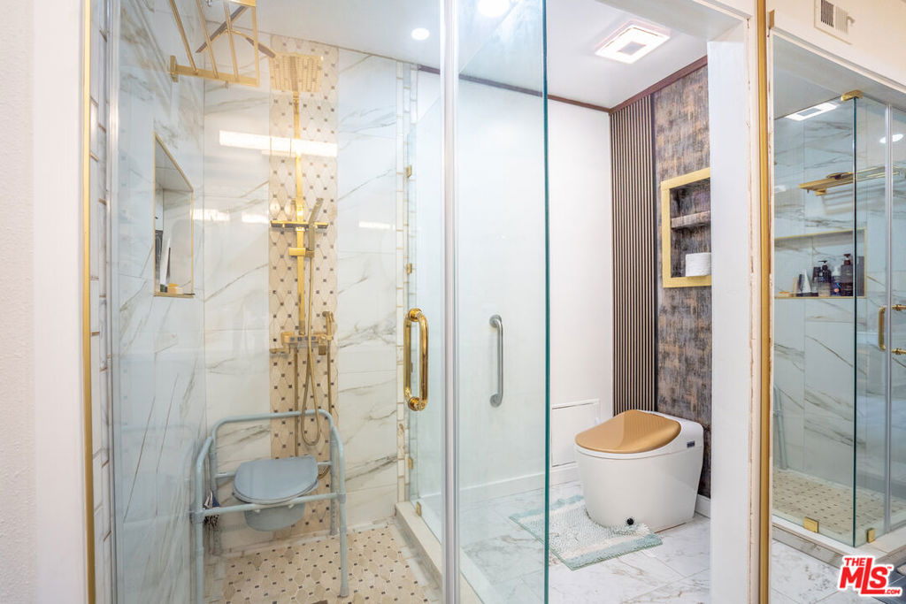 12203 Santa Gertrudes Avenue 64