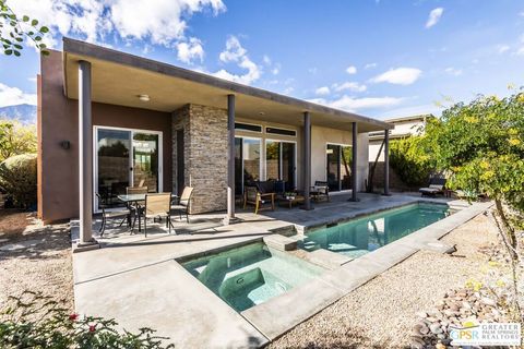 Photo of 684 Bliss Way, Palm Springs, CA 92262 (MLS # 25485981)