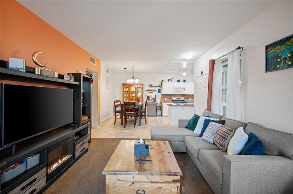Bordeaux (BORDX) - Residential