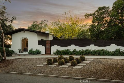 Photo of 8442 Camino Sur, Rancho Cucamonga, CA 91730 (MLS # CV26072286)