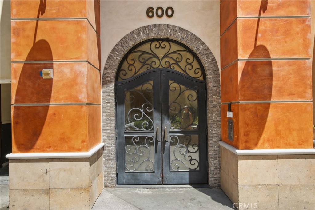600 N Atlantic Boulevard 618