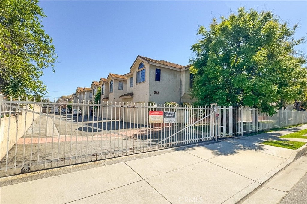 544 N Orange B