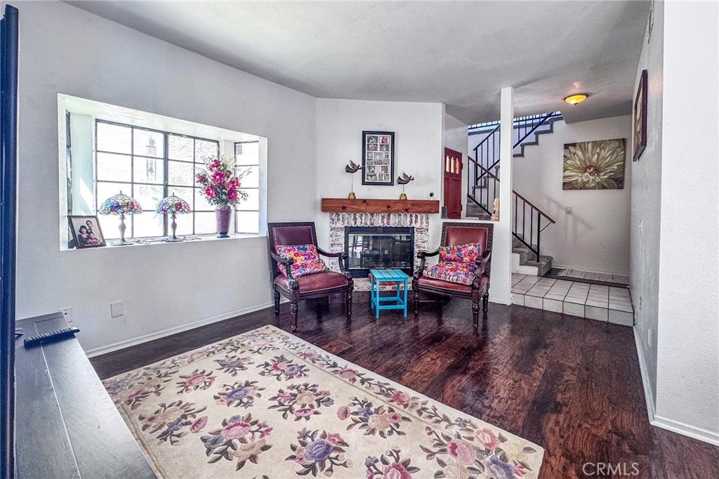 544 N Orange B