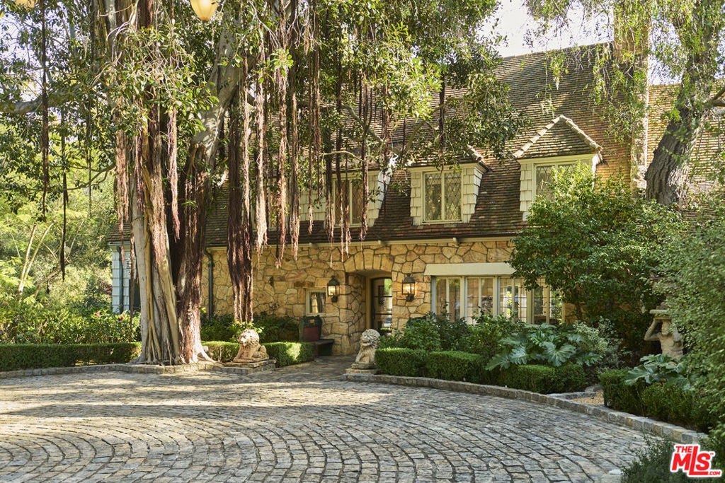 9631 Cedarbrook Drive