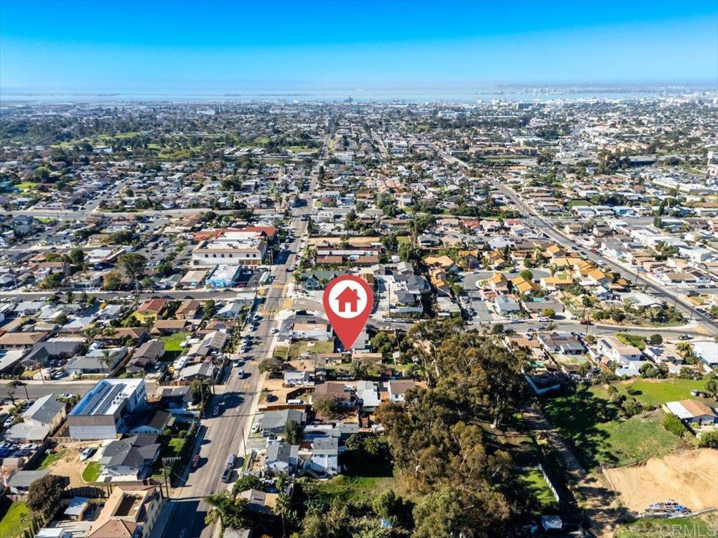 2641 45 E 18th Street