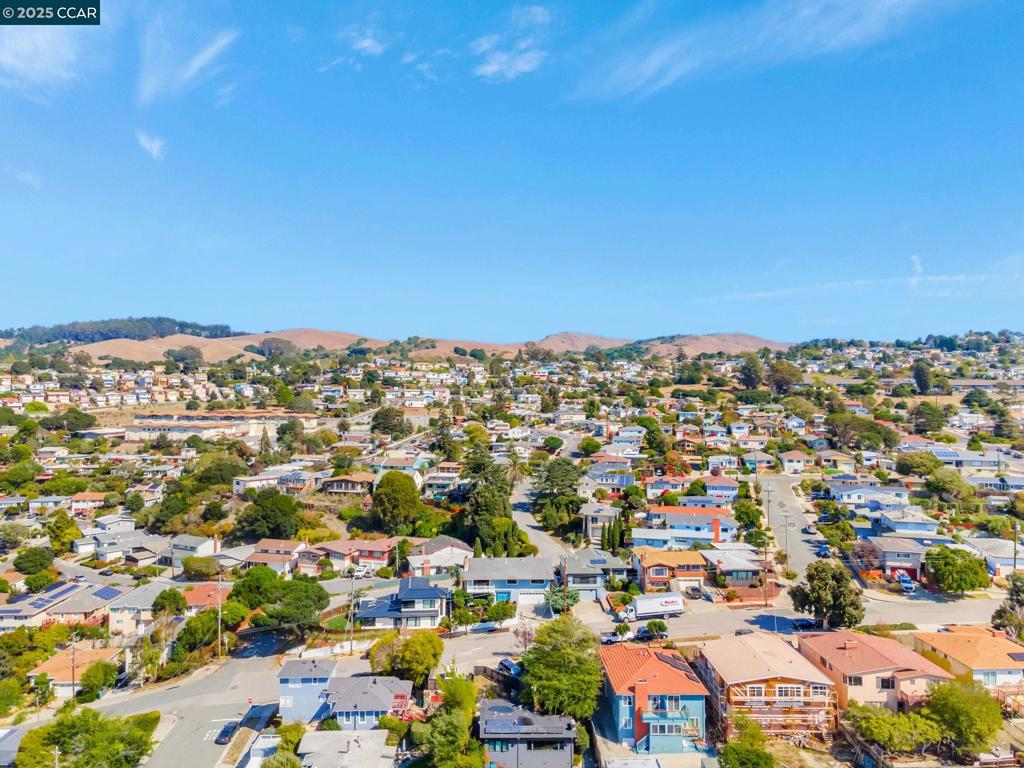 RICHMOND HEIGHTS - Residential