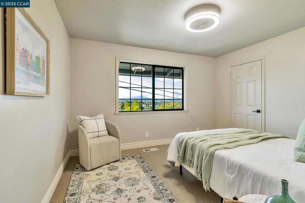 RICHMOND HEIGHTS - Residential