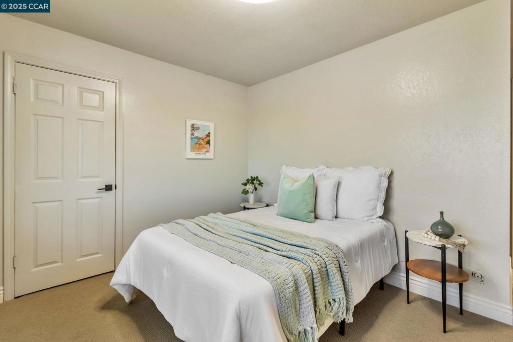 RICHMOND HEIGHTS - Residential