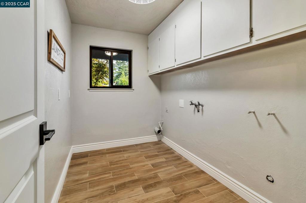 RICHMOND HEIGHTS - Residential