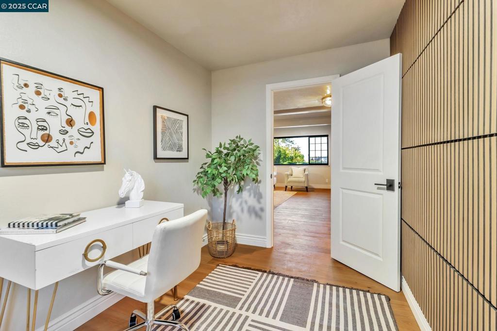 RICHMOND HEIGHTS - Residential