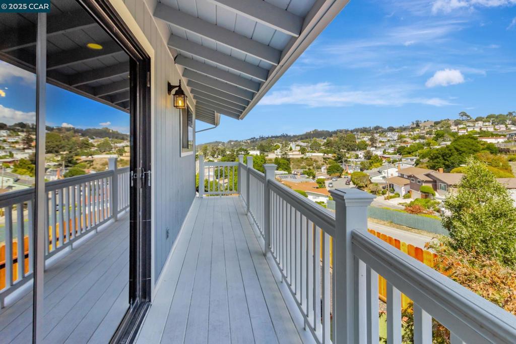 RICHMOND HEIGHTS - Residential